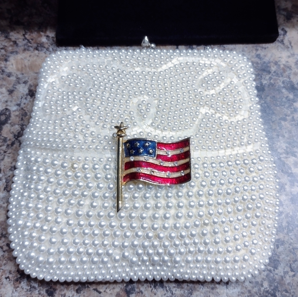 GOLD Vintage 4th of July Rhinestone American Flag Brooch Pin